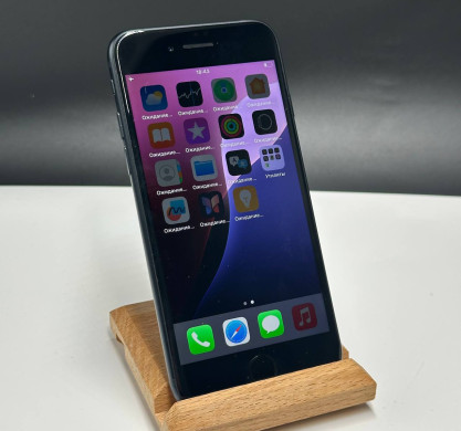 iPhone SE 2022 (3-го поколения) 64GB Midnight